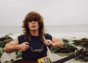 JESSE WELLES - RED TOUR 2026 w/ steph strings